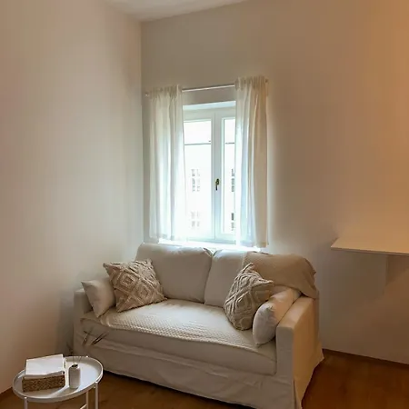 Anna's Cozy Corner 2 * Praga